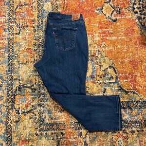 Levi's Women's Classic Straight Fit Stretch Jeans Size 24W